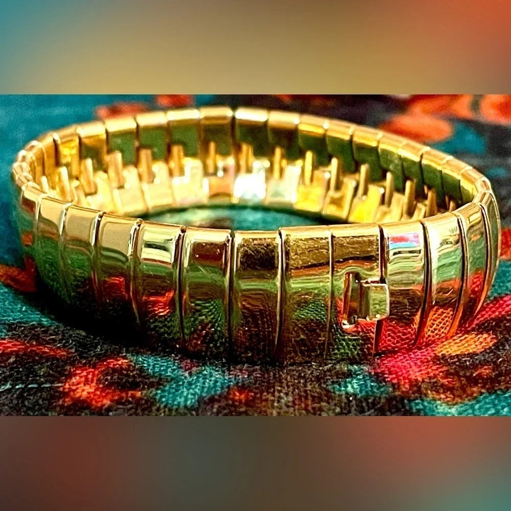 Vintage Monet Gold-Tone Bracelet Link Egyptian Revival Signed Jewelry 1980s EUC